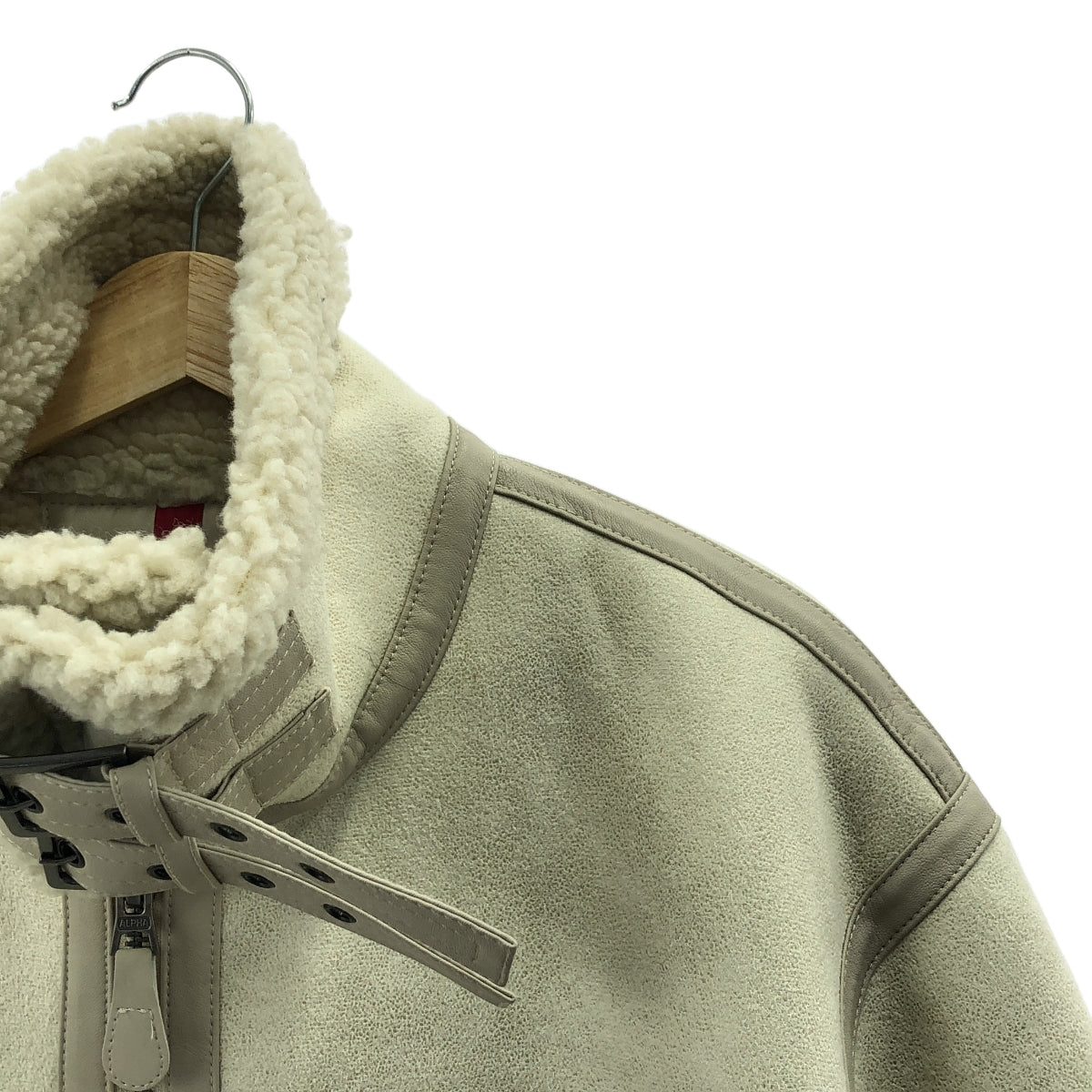 ALPHA INDUSTRIES / アルファインダストリーズ | 2024AW | B-3 フェイクムートン ジャケット | XL | オフホワイト / グレージュ | メンズ