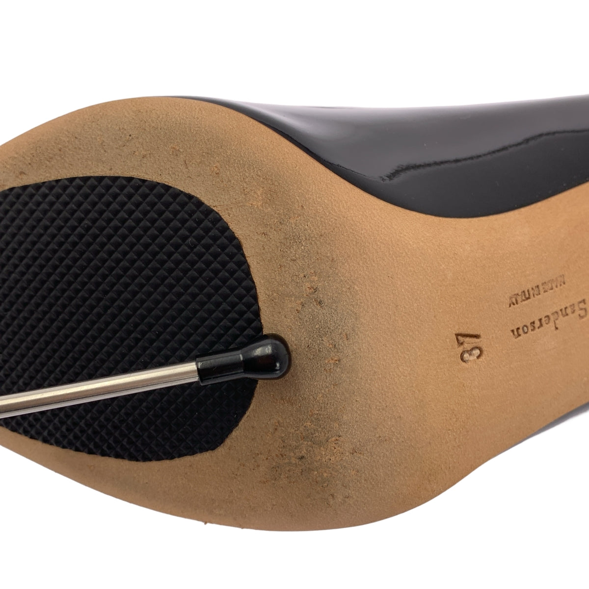 魯伯特桑德森 | 漆皮尖頭高跟鞋 | 37碼 | 女款