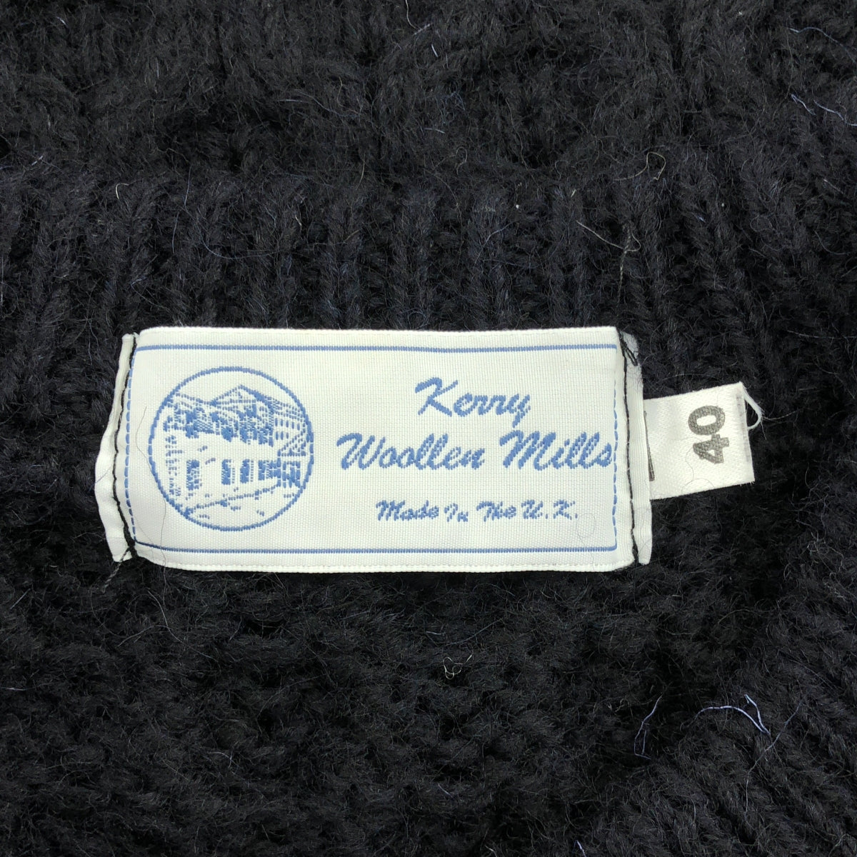 KERRY WOOLLEN MILLS | 羊毛阿蘭麻花針織套頭衫 | 40碼 | 深海軍藍 | 男款