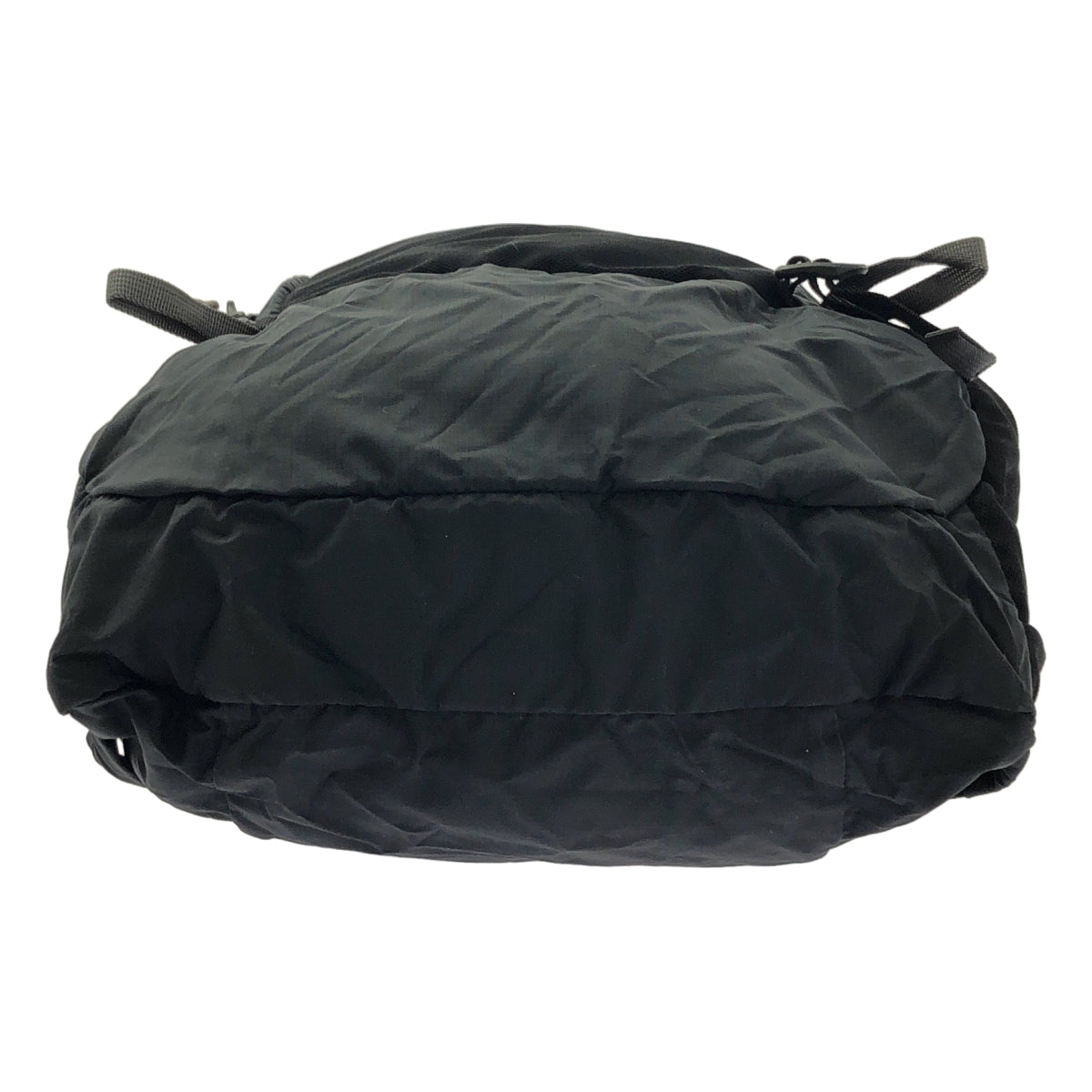 神秘牧場 | 進出 19 背包 |