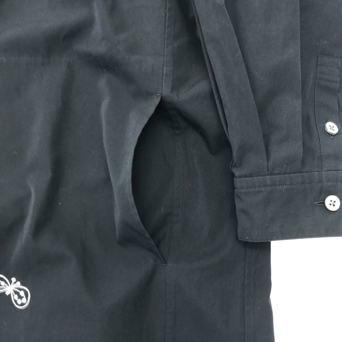 [狀況極佳] mina perhonen | 2025SS | choucho / 蝴蝶刺繡口袋襯衫裙 | 尺寸 38 | 黑色 | 女款