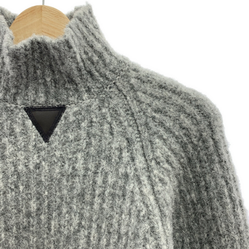 LULU 編輯 | 2024 秋冬 | 手肘貼片短針織衫 | F 碼 | 女款