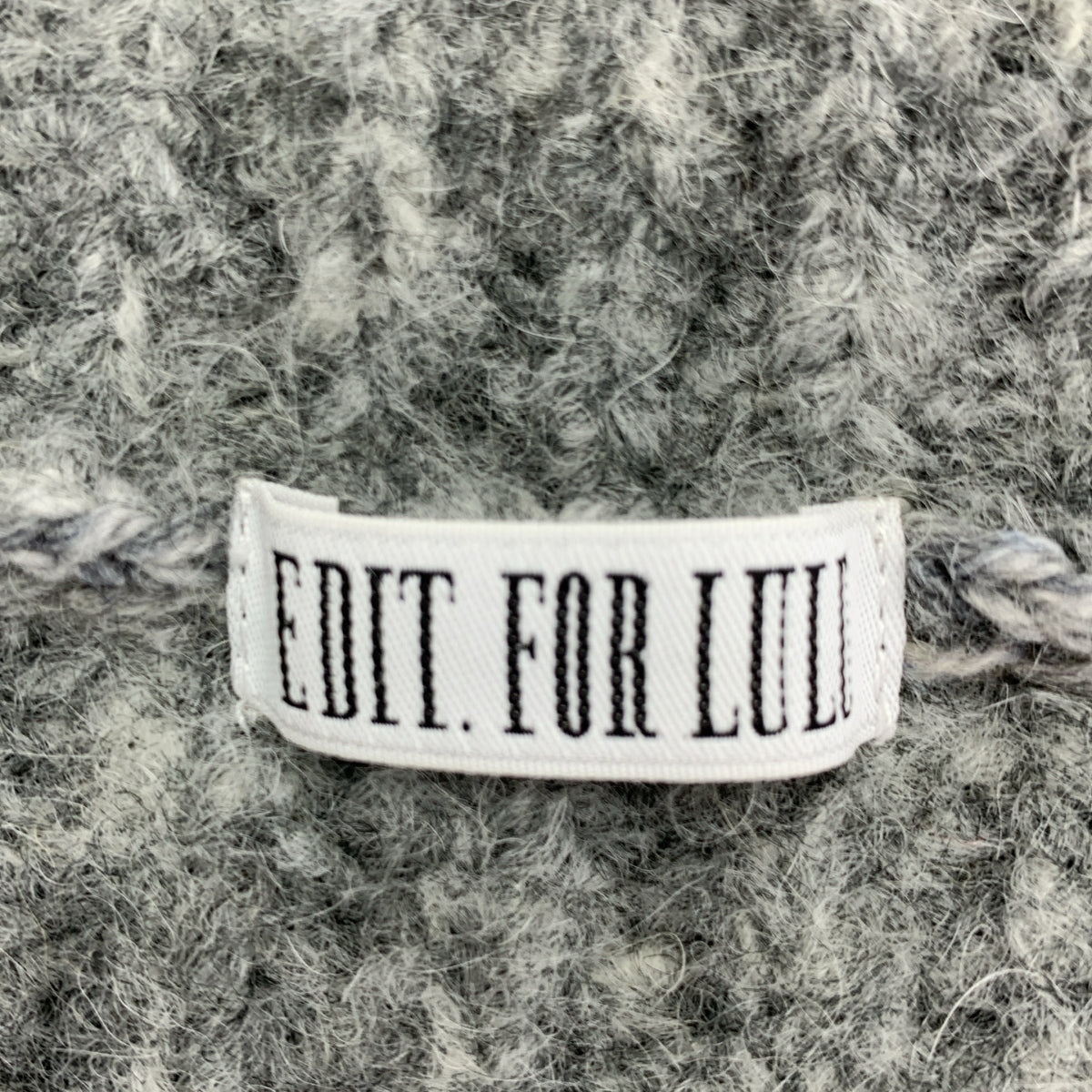 LULU 編輯 | 2024 秋冬 | 手肘貼片短針織衫 | F 碼 | 女款