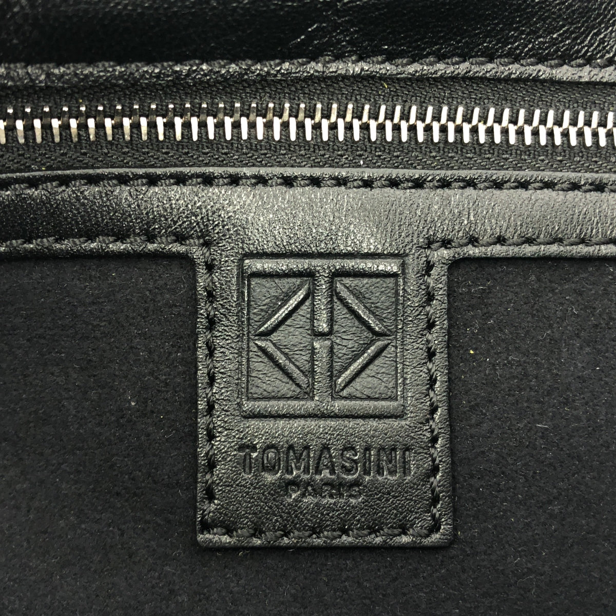 TOMASINI / 토마지니 | 체인 가죽 디자인 가방 | 블랙 / 옐로우 | 여성