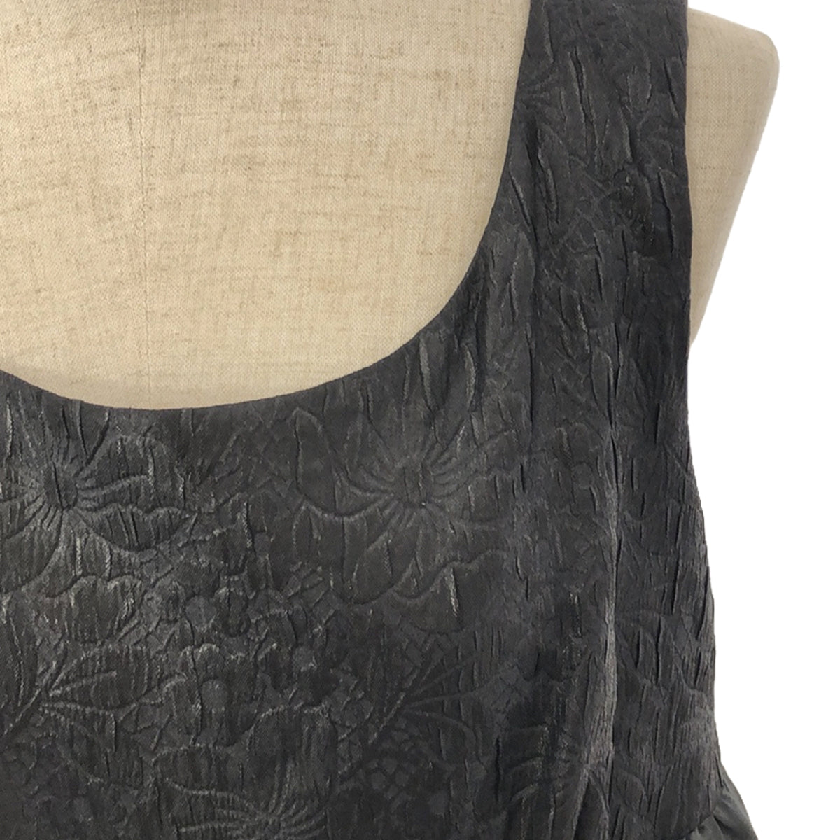 [品相良好] COMME des GARCONS COMME des GARCONS / Comme des | 2008AW |無袖 Gobelin 圖案荷葉邊連身裙 | SS |黑色 |女性的