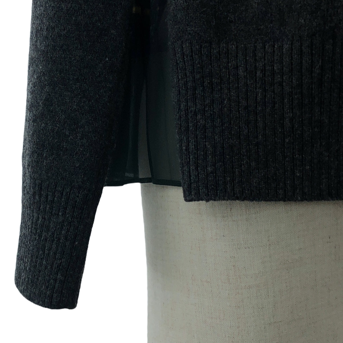 sacai / 사카이 | 백 플리츠 체크 무늬 다른 소재 풀오버 니트 | 1 | 회색 | 여성