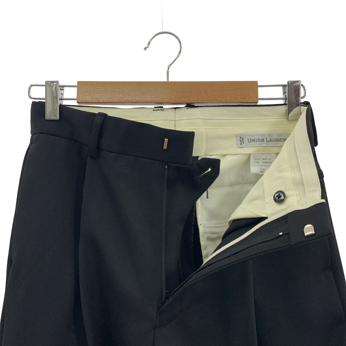 【成色極佳】UNION LAUNCH | 金色紐帶雙排扣修身西裝外套/西裝套裝，全襯裡，西褲和休閒褲 | 小號 | 黑色 | 女款