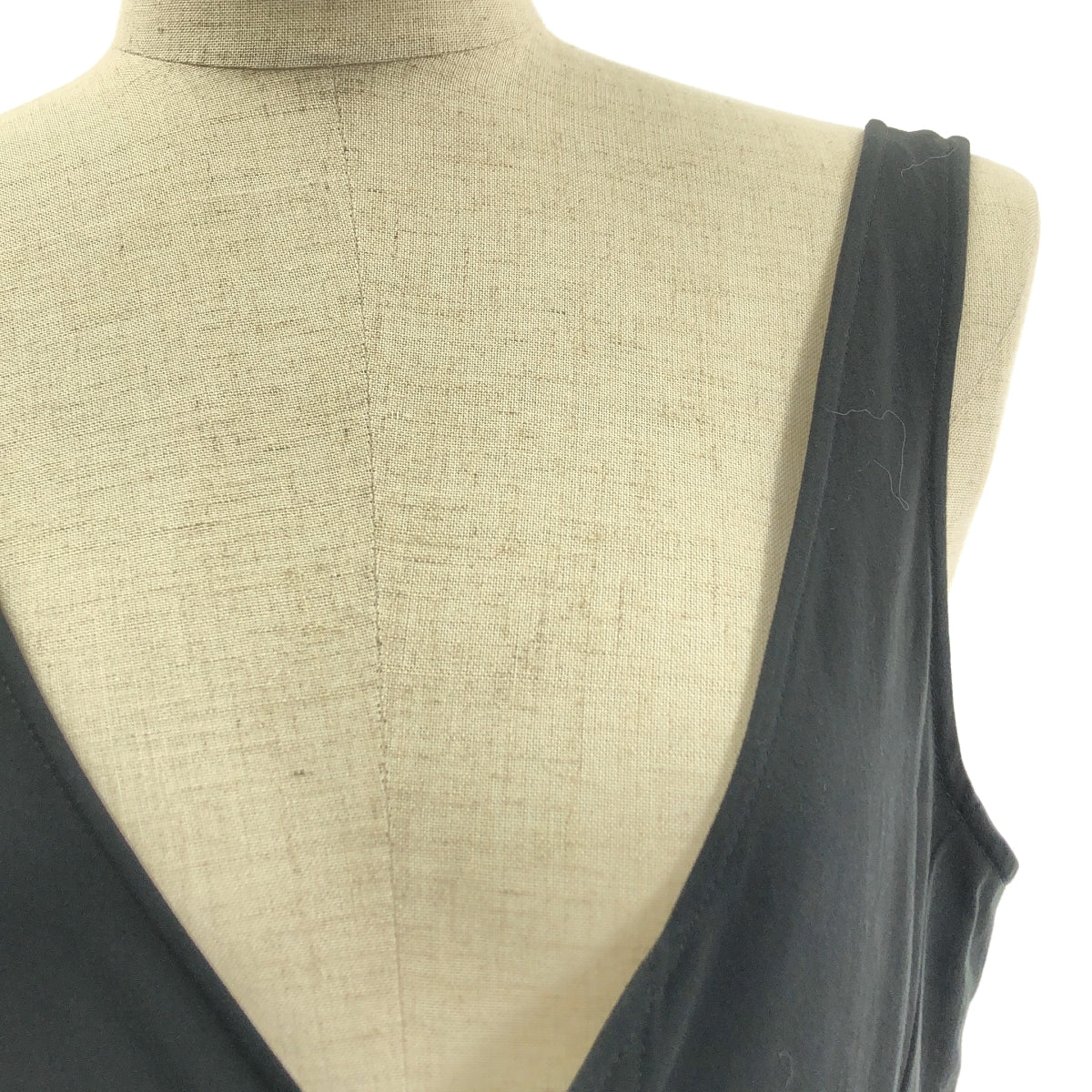 Y's / Y's Yohji Yamamoto | 2010 春夏系列 | 繫帶褶皺連身裙，附口袋 | 1 | 女裝