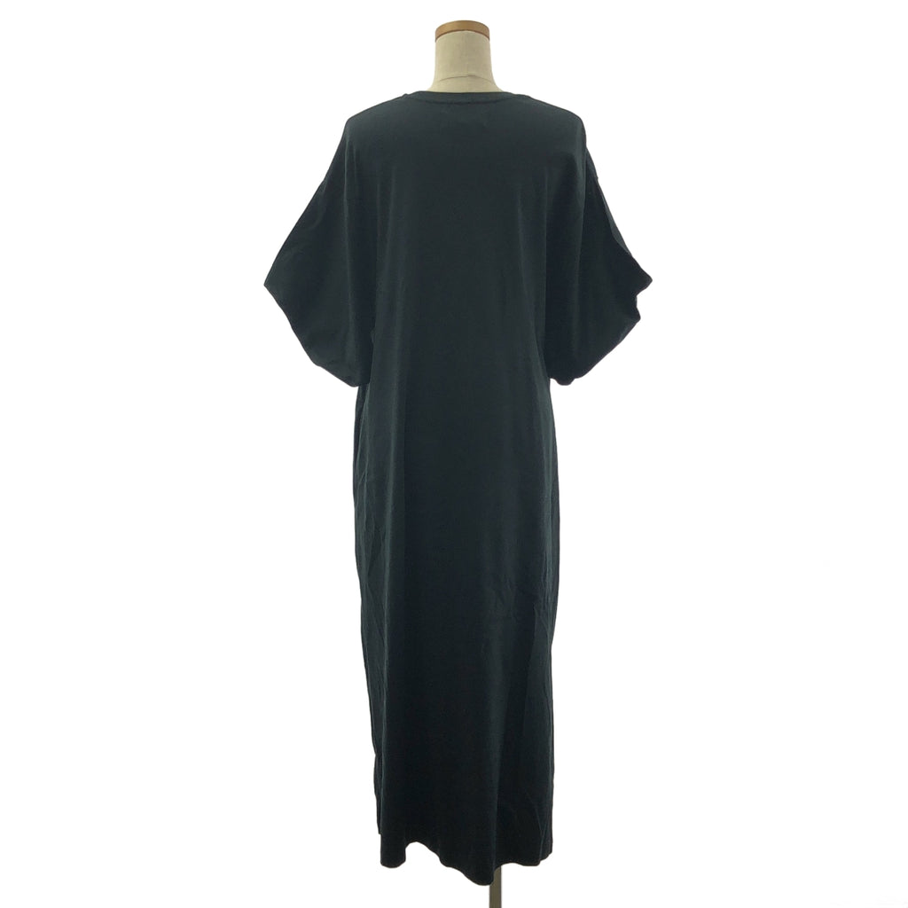 AKIRANAKA | 寬鬆蓬鬆袖連身裙，飾有品牌標誌扣款 | 尺寸 2 | 女裝