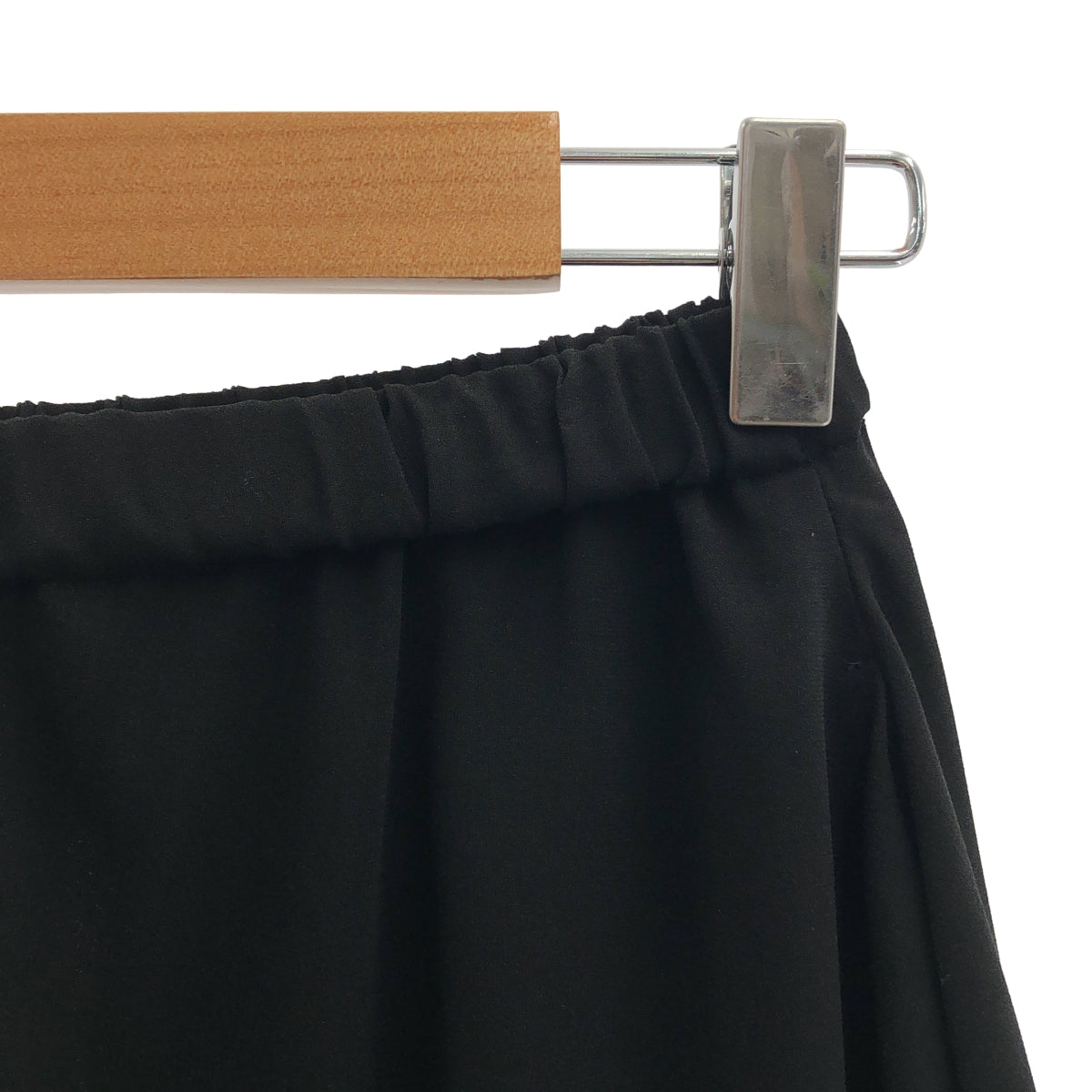 [狀況極佳] ENFOLD | 2023 春夏系列 | 圓形垂墜褲 | 36 碼 | 黑色 | 女款