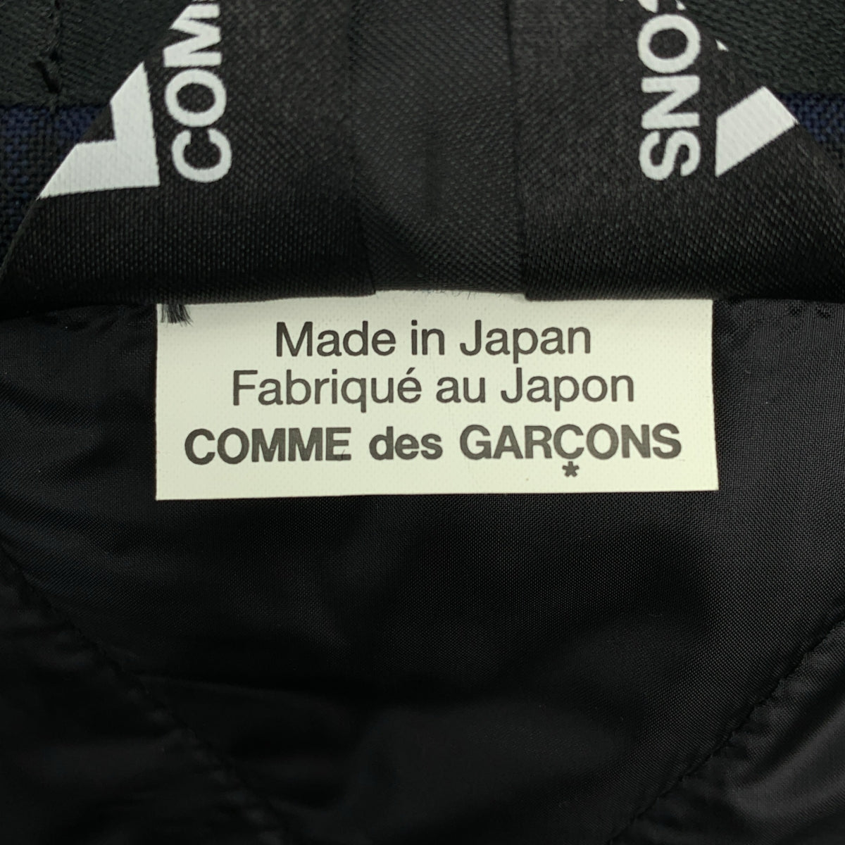 【미품】 BLACK COMME des GARCONS / 블랙콤 데 걸슨 | 2022AW | 총 무늬 안솜 퀼팅 싱글 브레스트 재킷 | S | 네이비 / 블랙 |