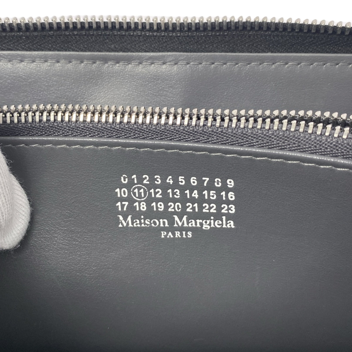 Maison Margiela / メゾンマルジェラ | レザー カレンダータグ ラウンドジップ ロングウォレット 長財布 ユニセックス | ブラック | レディース