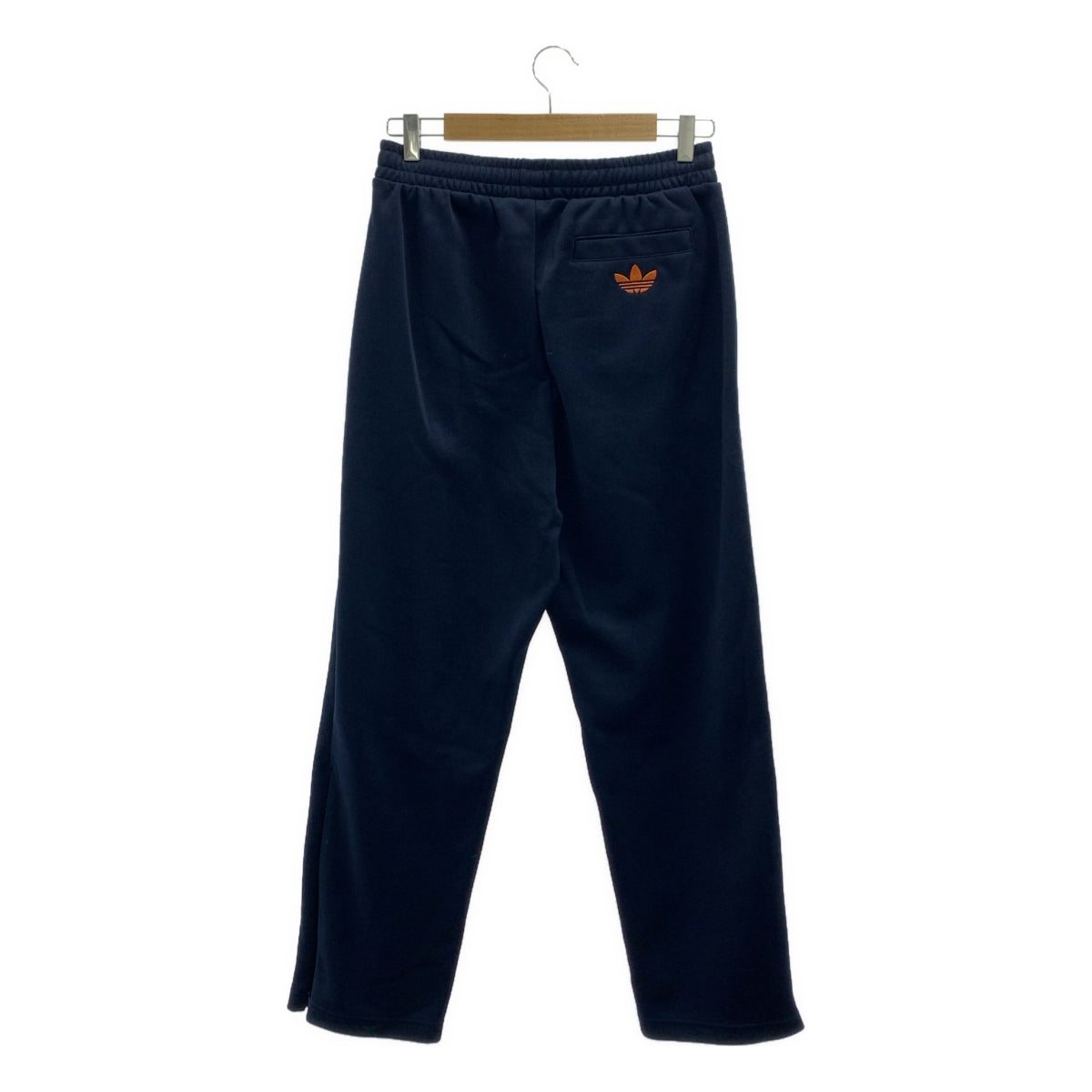 阿迪達斯 | 70 年代復古款運動褲，中條紋設計 | M 碼 | 男款