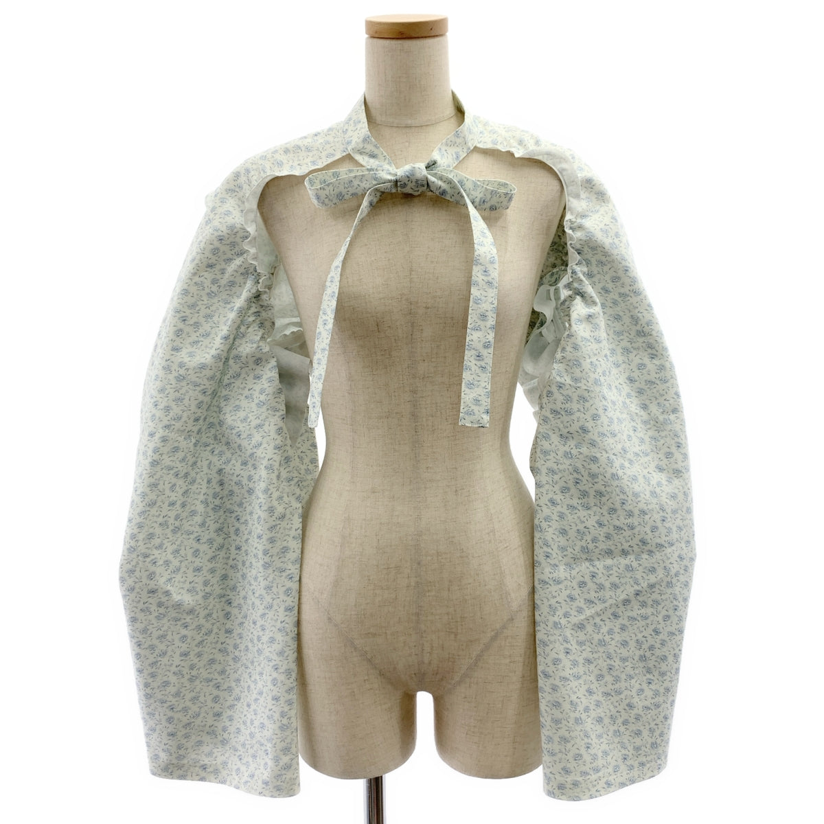 【美品】  tao COMME des GARCONS / タオコムデギャルソン | 2022SS | 総柄 フリル装飾 付け袖 ボレロ ジャケット | ホワイト/ブルー | レディース