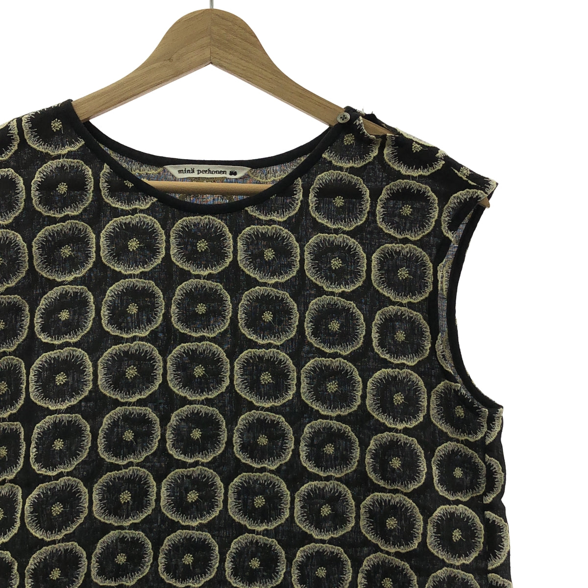 mina perhonen / 미나펠호넨 | jelly flower 린넨 엠브로이드리 탑스 | 40 |