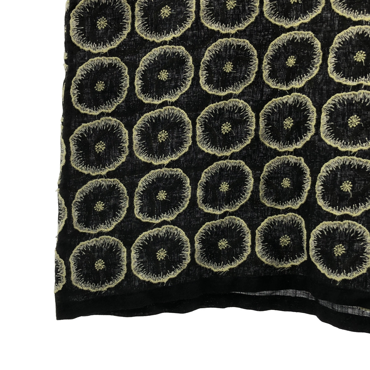 mina perhonen / 미나펠호넨 | jelly flower 린넨 엠브로이드리 탑스 | 40 |