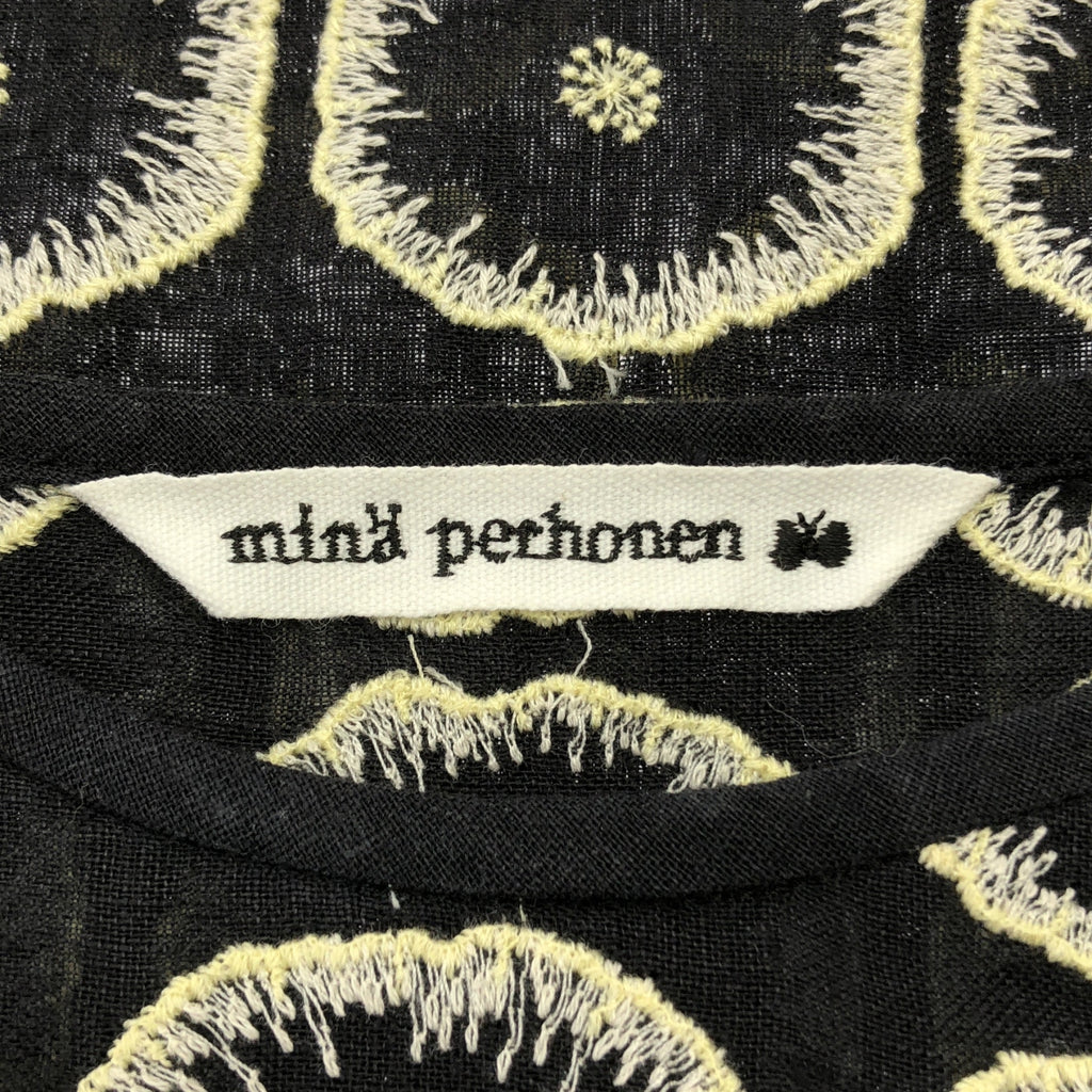 mina perhonen / 미나펠호넨 | jelly flower 린넨 엠브로이드리 탑스 | 40 |