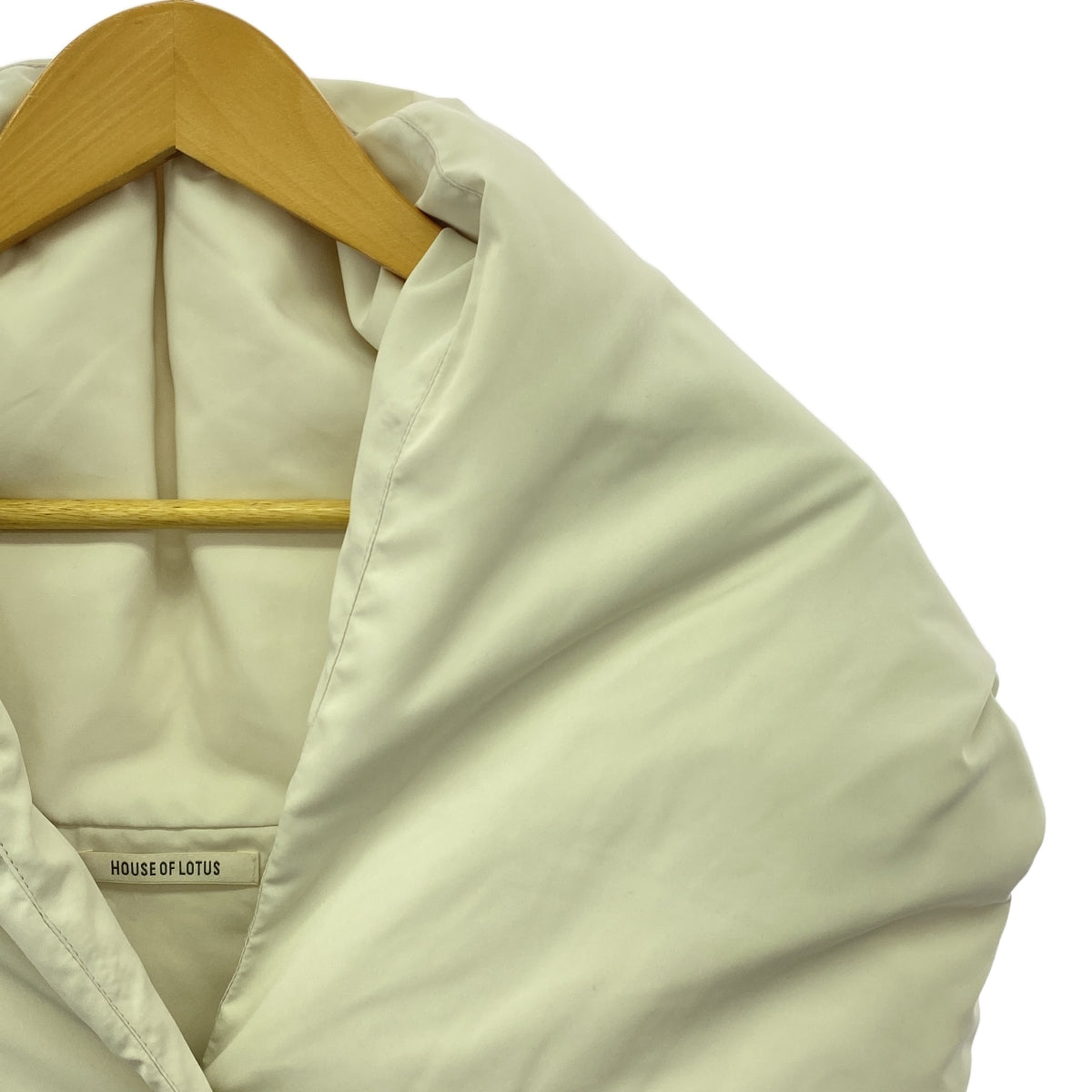 [品相良好] HOUSE OF LOTUS | 披肩式羽絨背心 | M | 白色 | 女款