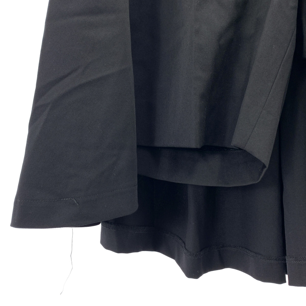 COMME des GARÇONS | 2006 秋冬 | 羊毛後褶褶裙與褲子 | 春夏 | 女裝