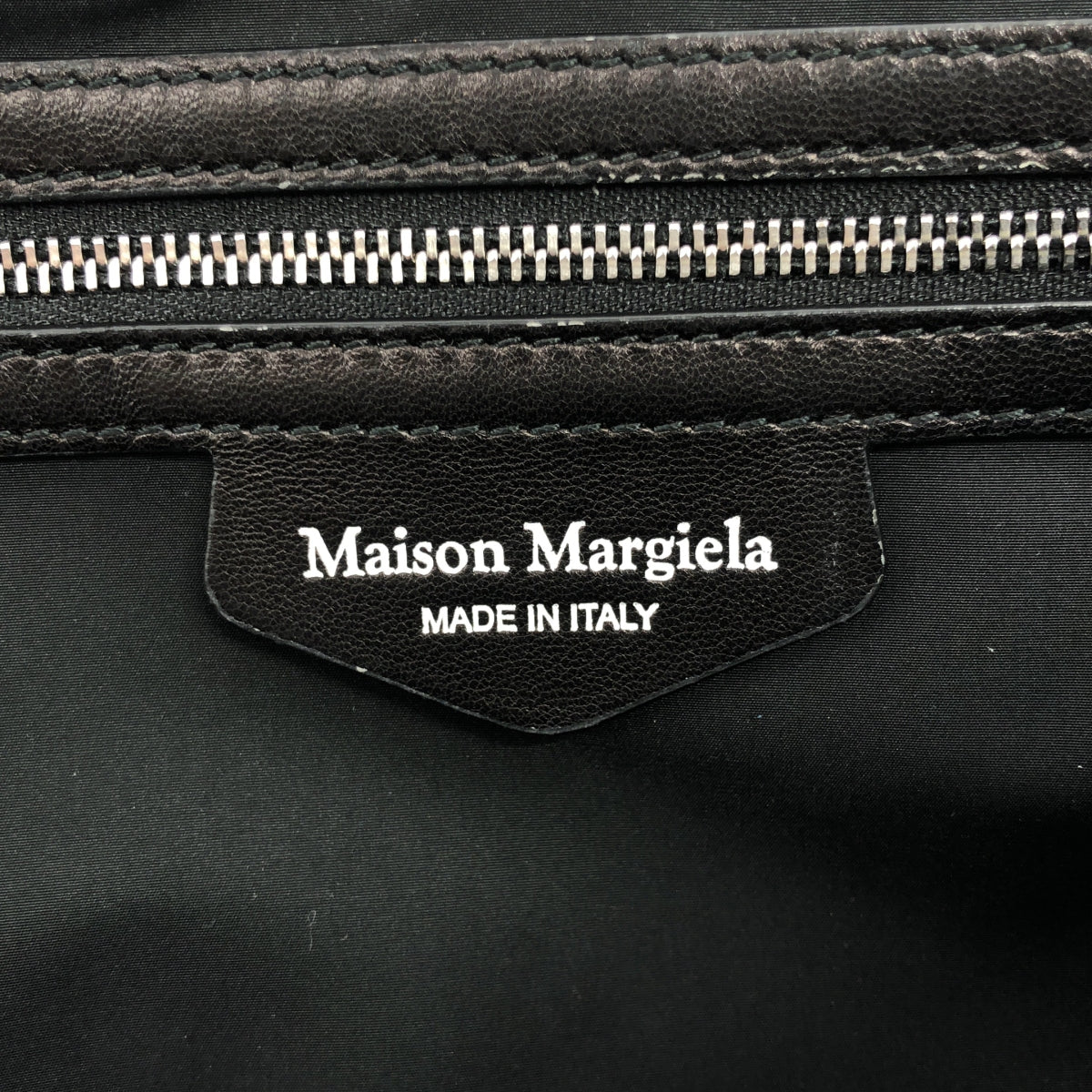 【美品】  Maison Margiela / メゾンマルジェラ | 2024AW | GLAM SLAM CAMERA BAG ラムスキン グラムスラム カメラ バッグ | ブラック | レディース