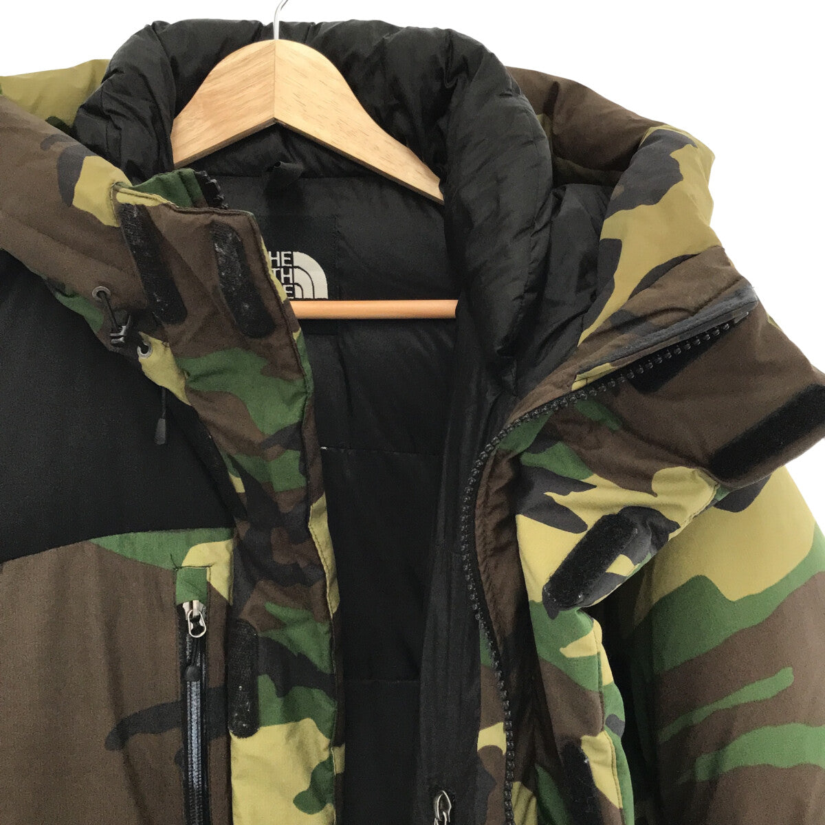 THE NORTH FACE / 北面 |新奇 Baltoro 輕羽絨外套 | S |迷彩 |男士