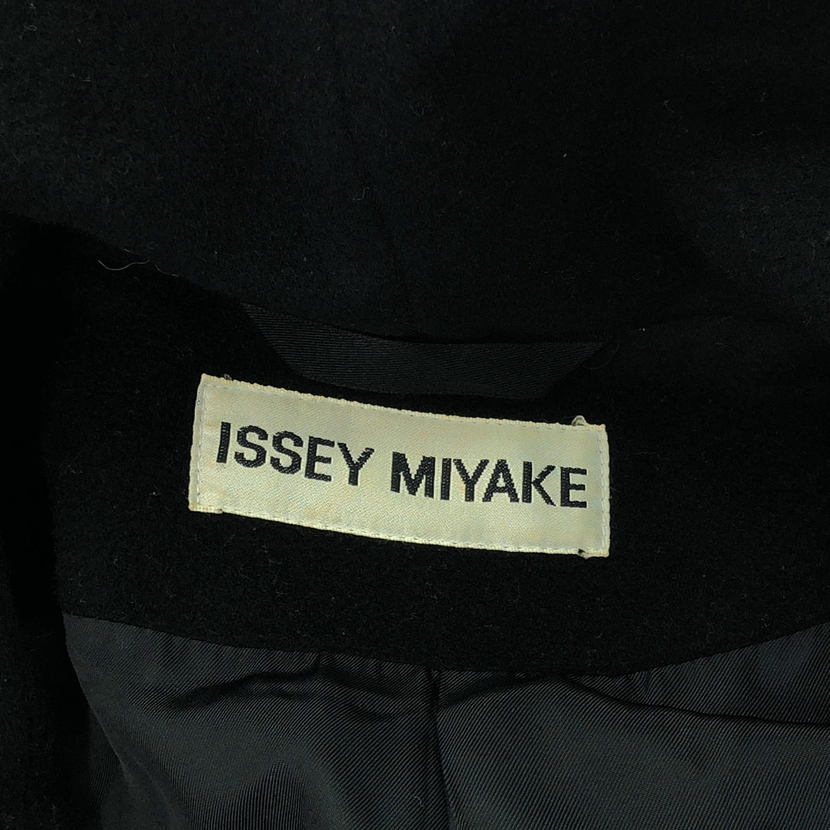 ISSEY MIYAKE / イッセイミヤケ | 90s ヴィンテージ ウール ビッグボタン ドレープネック コート | M | ブラック | レディース
