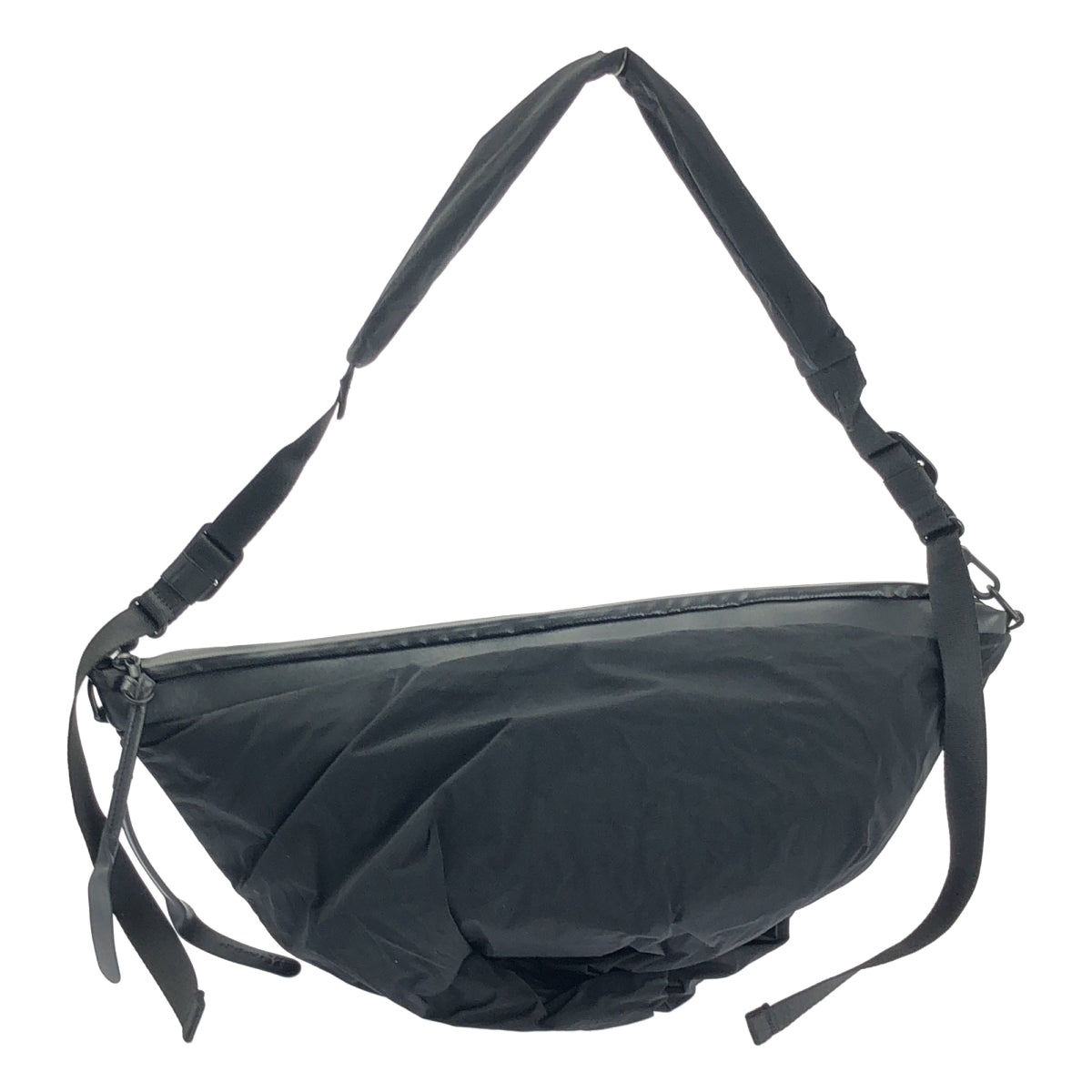 Y's / Y's Yohji Yamamoto | x cote &amp; ciel / Cote &amp; Ciel 皮革拼接防水拉鍊單肩包 / 男女通用 | 黑色 | 男款