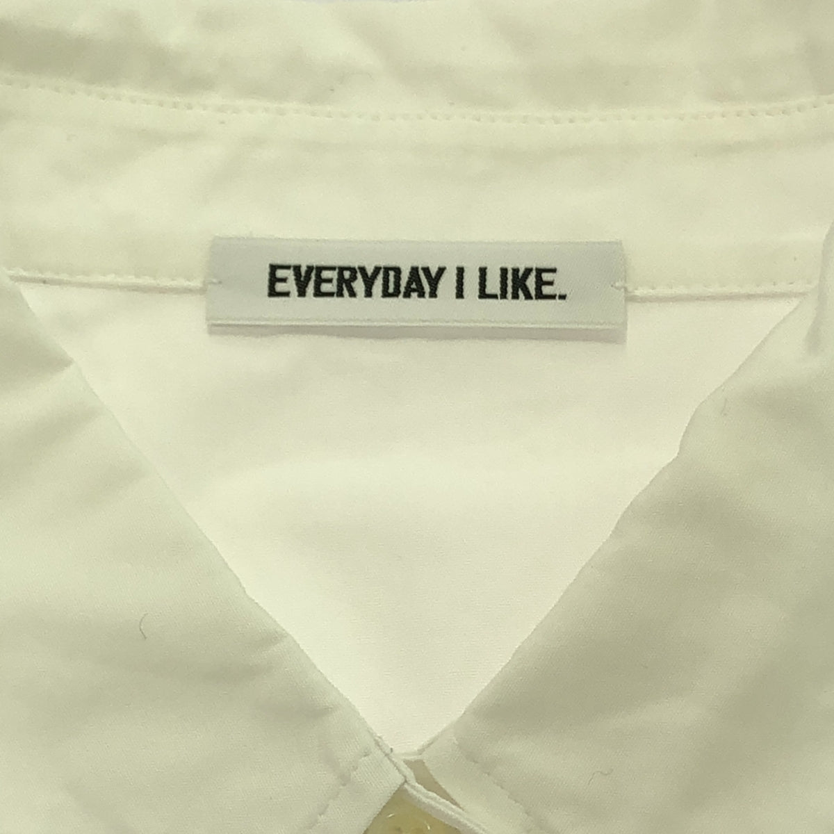 MUSE de Deuxieme Classe / 뮤즈 두주 엠 클래스 | 2023SS | Cropped BD 셔츠 | 화이트 | 여성