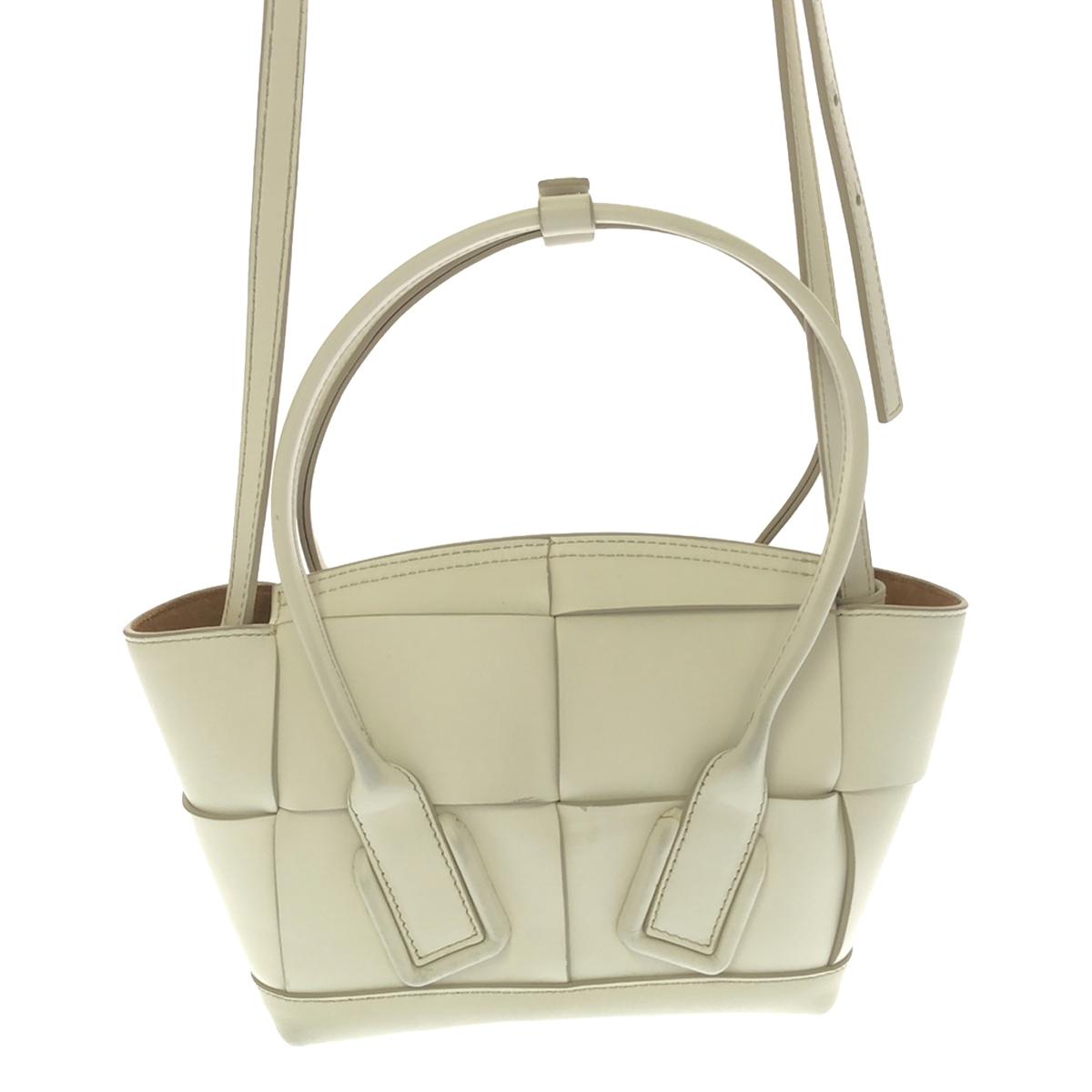 BOTTEGA VENETA | 600606 Maxi Intrecciato 迷你 Arco 2 路托特包款單肩包 | 600606白色 |女性的