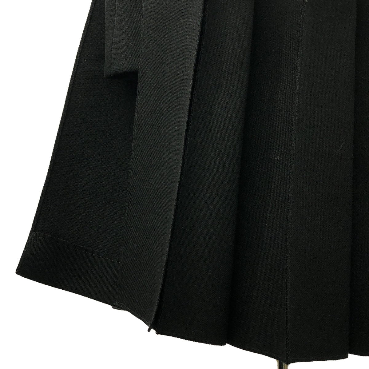 【신품】 FENDI / 펜디 | Duchesse skirt with pleated panel 울 스커트 | 40 | 블랙 |
