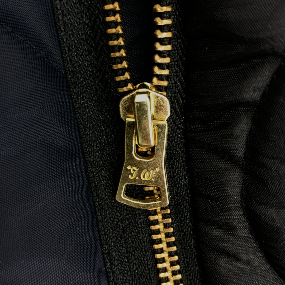 [狀況極佳] 傳統風衣 | ARKLEY 拉鍊絎縫長外套 | XS | 深海軍藍 | 女款