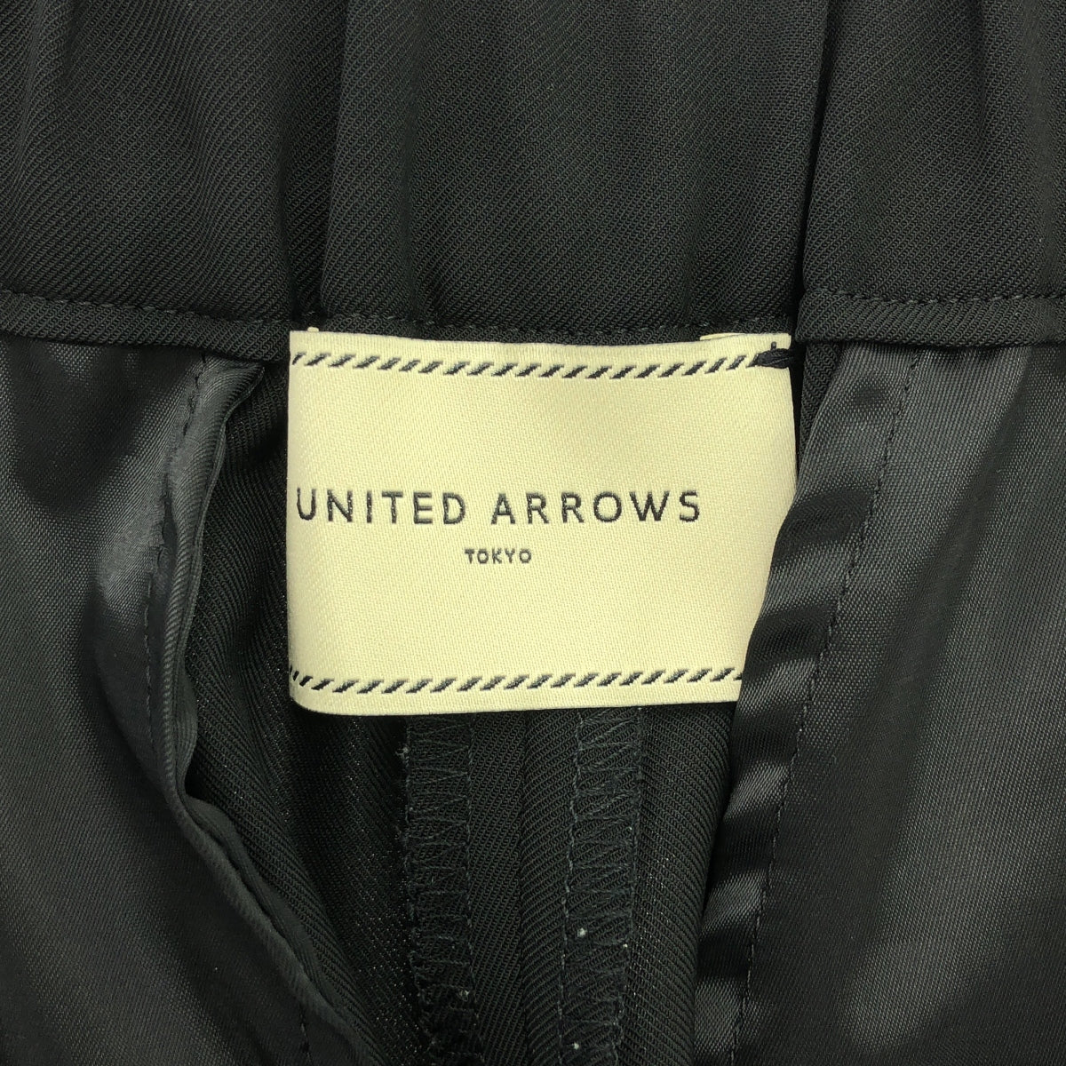 聯合箭隊 |清潔斜紋慢跑褲 |尺寸 34 |黑色 |女性的