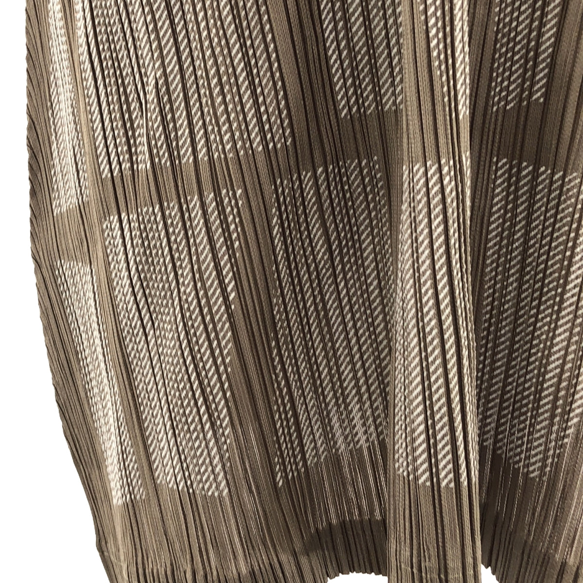 [Good Condition] PLEATS PLEASE ISSEY MIYAKE | V-neck A-line dress | Size 3 | Khaki | Women's