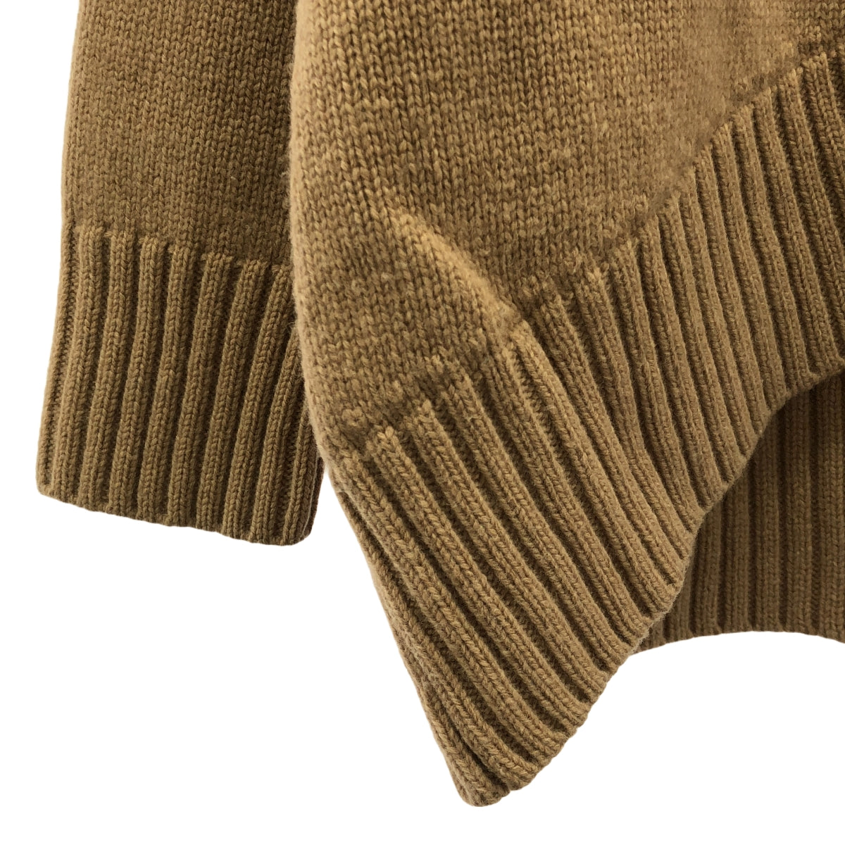 CINOH / チノ | OVER SIZE HI NECK KNIT / ロゴ レザーパッチ ハイネック ニット セーター | 36 | ブラウン | レディース