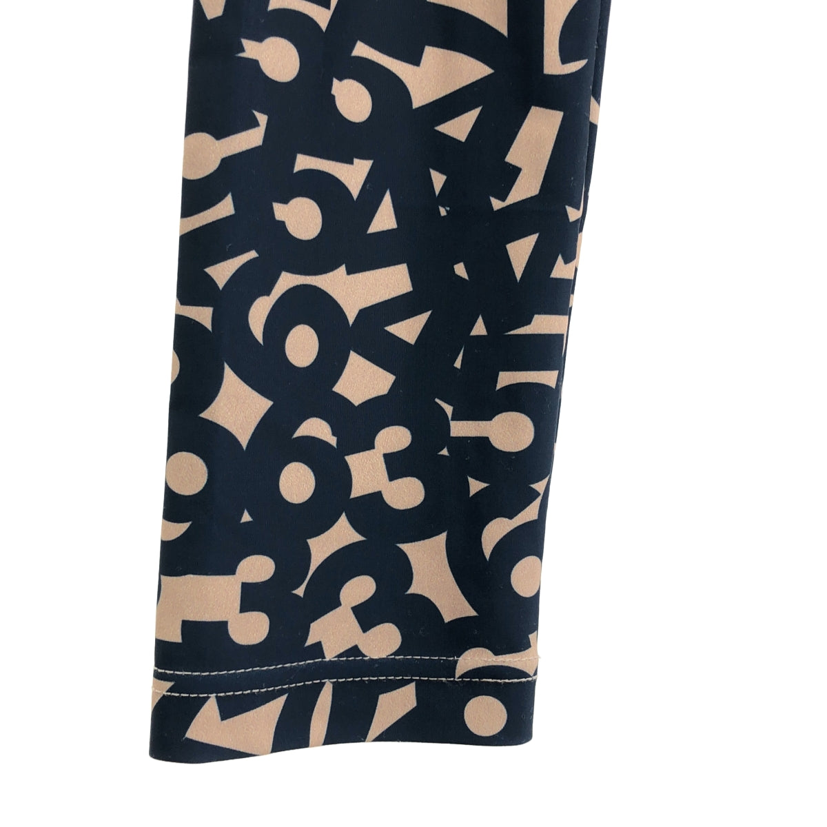 COMME des GARCONS / 콤데 갤슨 | 2019SS | 셋업 / 그래픽 총무늬