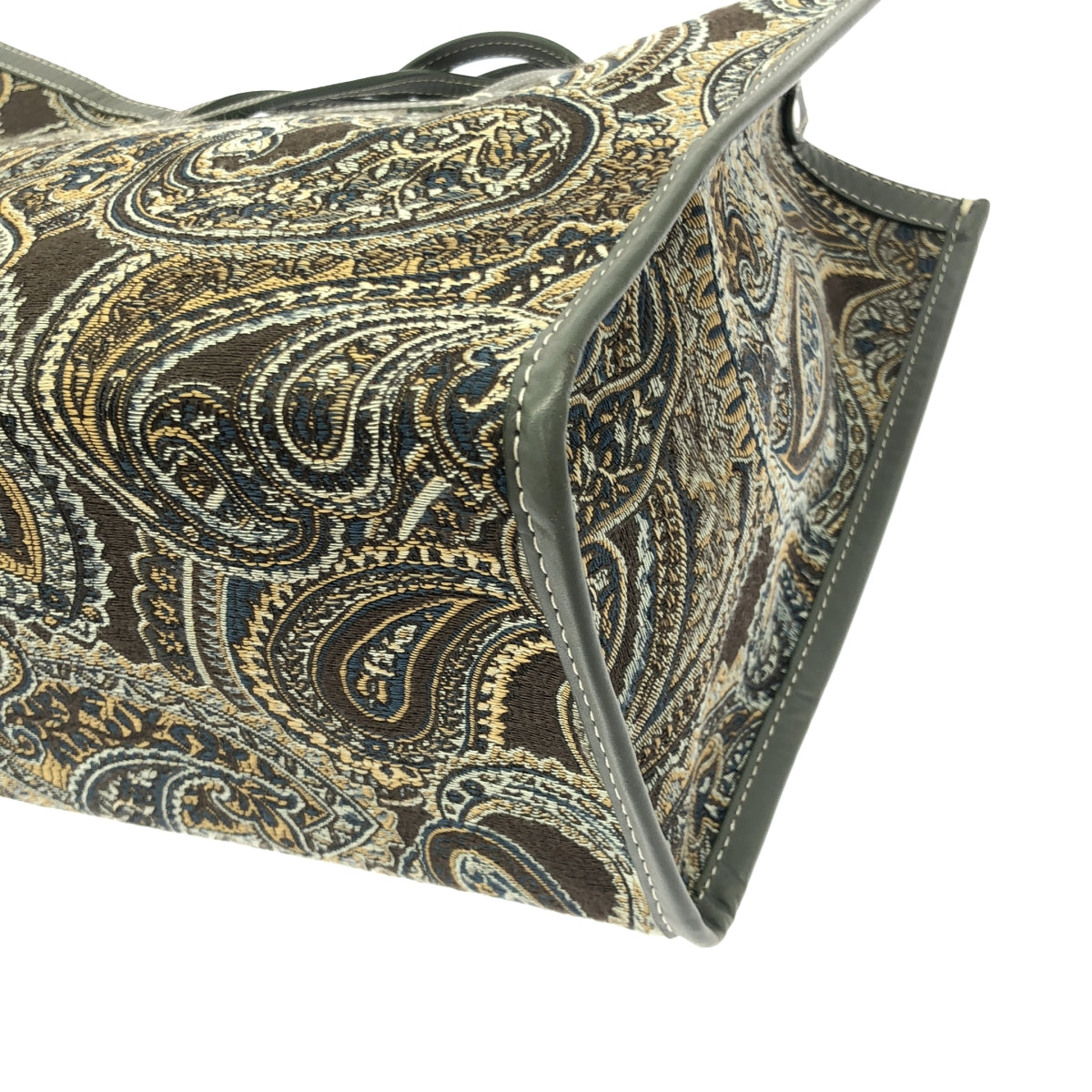 A VACATION / アヴァケーション | BREAD / 2way ショルダー・ポーチ付き 総柄 ぺイズリー エンブロイダリー トートバッグ |