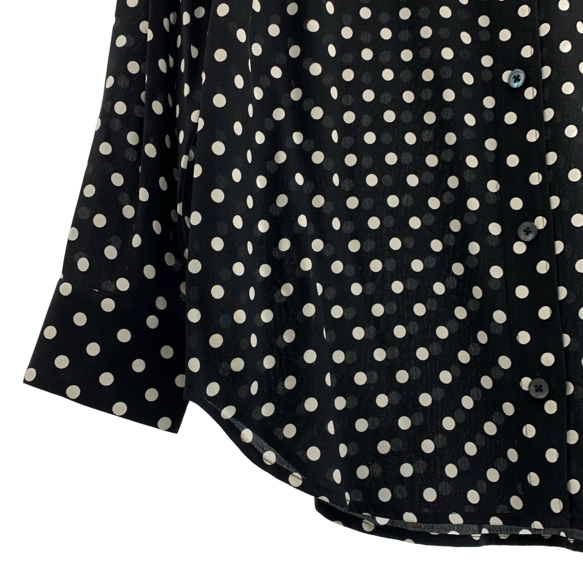 EQUIPMENT / エキップモン | silk 100％ / シルク 総柄 ロゴボタン シャツ ブラウス | S | レディース
