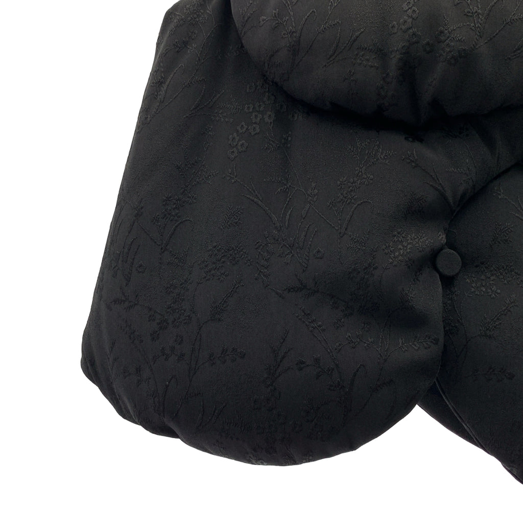 Mame Kurogouchi / 마메쿠로고우치 | 2025AW | Floral Jacquard Rounded Down Vest 플로럴 자가드 라운드 다운 베스트 | 1 |