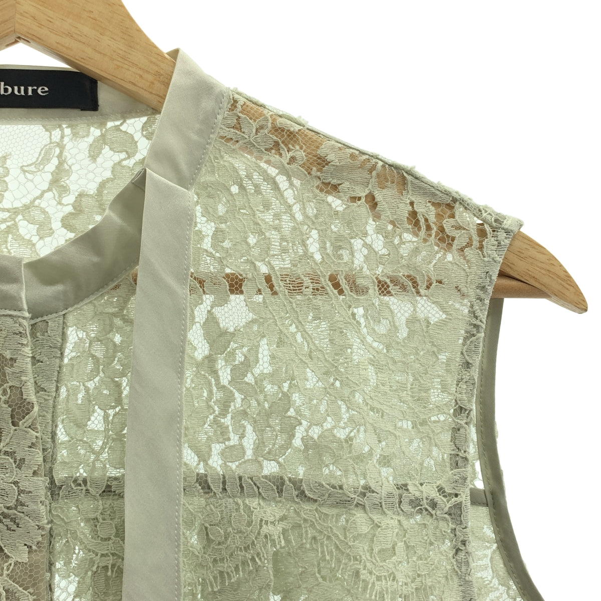 ebure | 蕾絲褶襉襯衫 | 尺寸 36 | 女款