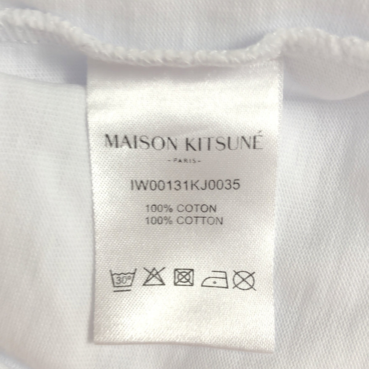 MAISON KITSUNE | MINI HANDWRITING CLASSIC TEE-SHIRT | One point logo T-shirt | XS | Women's