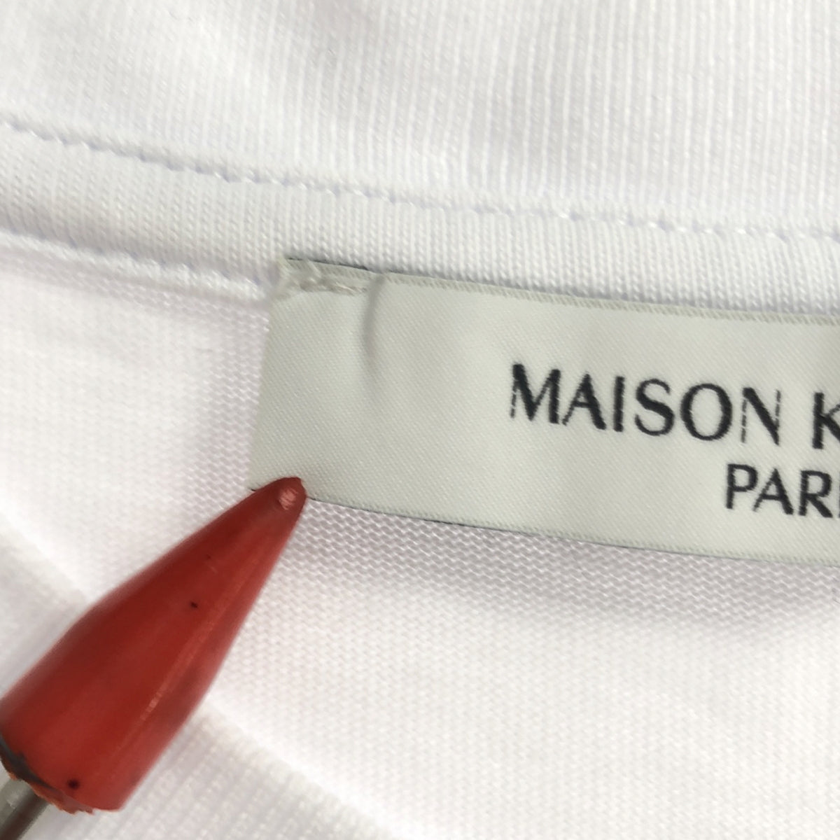 MAISON KITSUNE | MINI HANDWRITING CLASSIC TEE-SHIRT | One point logo T-shirt | XS | Women's