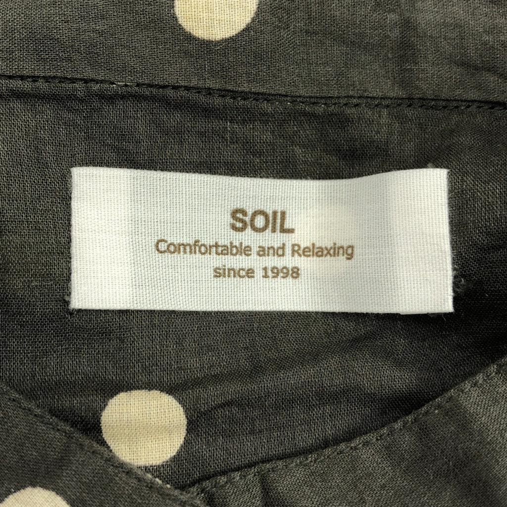 SOIL | 波點印花褶皺蓬鬆立領襯衫裙，附口袋 | I |