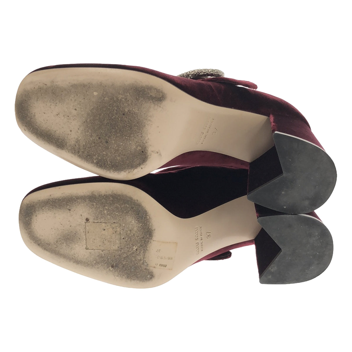 [狀況良好] miu miu / Miu Miu |瑪麗珍天鵝絨珍珠扣高跟鞋 | 37 |波爾多 |女性的