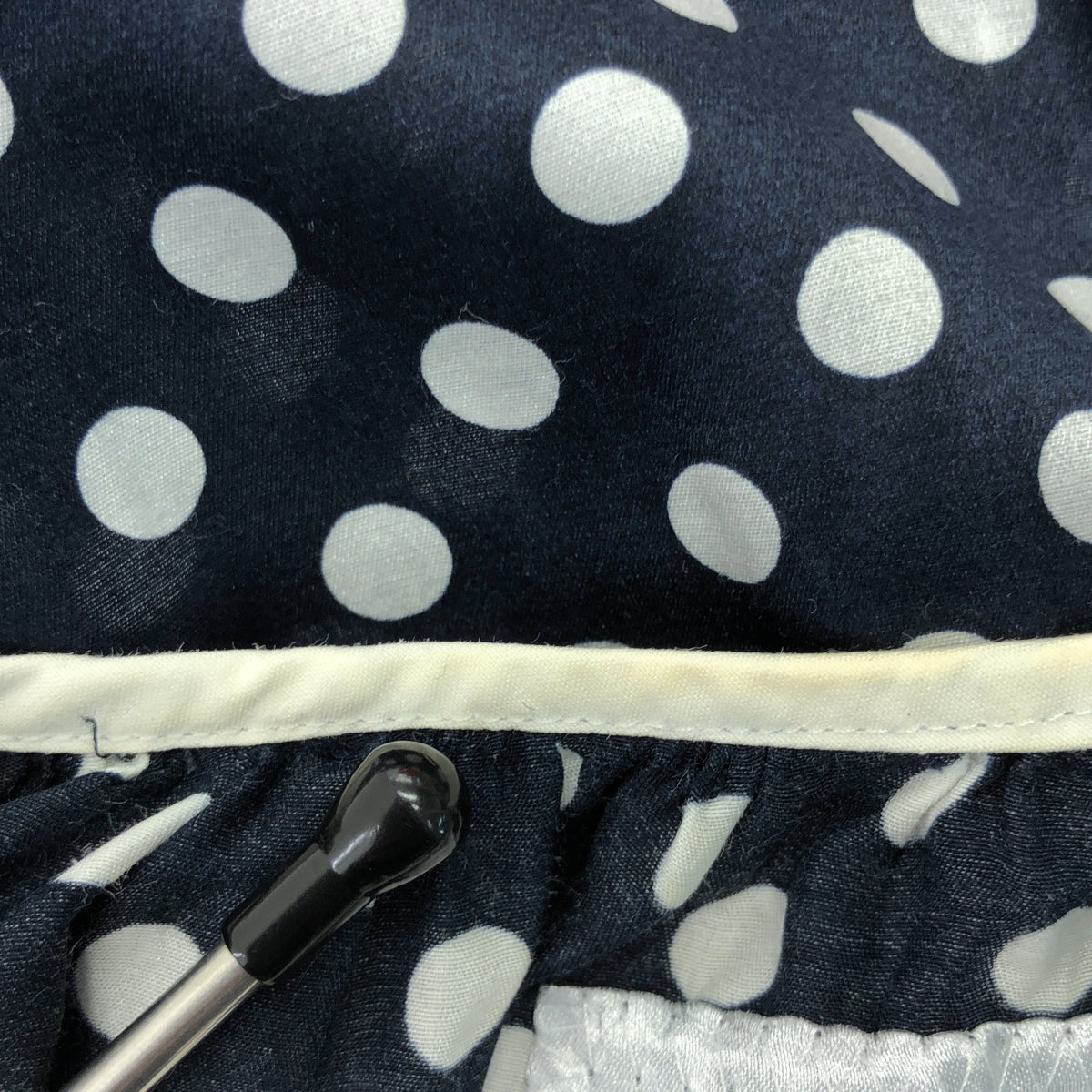 Drawer / ドゥロワー | ×T-mat Masaki-Paris ドット シルクコットン フリル ブラウス | 1 | ネイビー / ホワイト | レディース