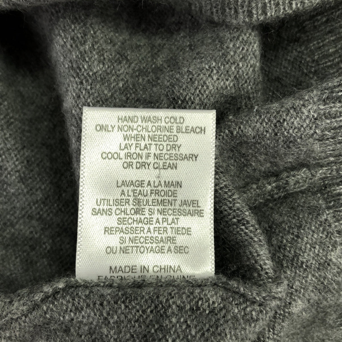 EQUIPMENT | 100% Cashmere High Gauge Crew Neck Knit | XS | Women's