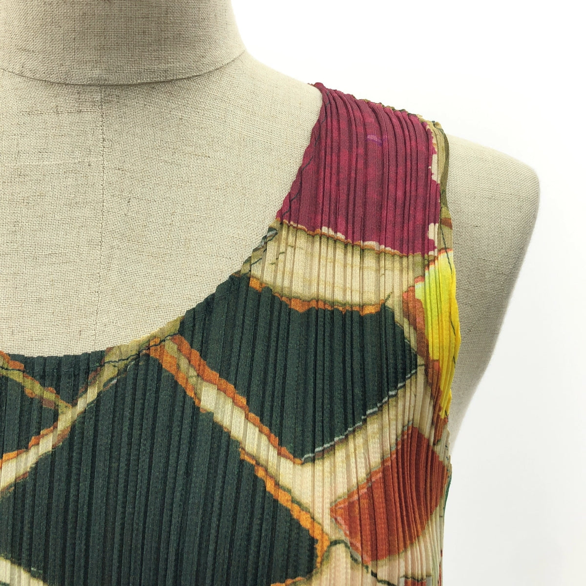 【美品】  PLEATS PLEASE ISSEY MIYAKE / プリーツプリーズイッセイミヤケ | 2003AW | 総柄 ノースリーブ トップス | 3 | マルチカラー | レディース