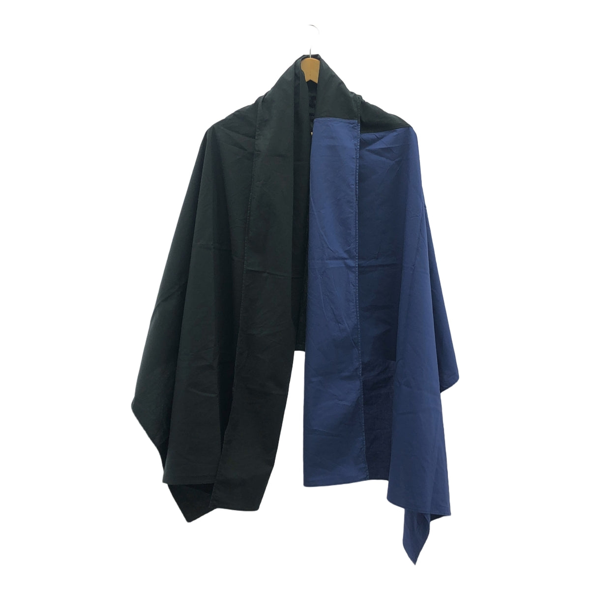 [品相良好] COMME des GARCONS | 2021 春夏 |訊息標誌大圍巾 |黑色/海軍藍