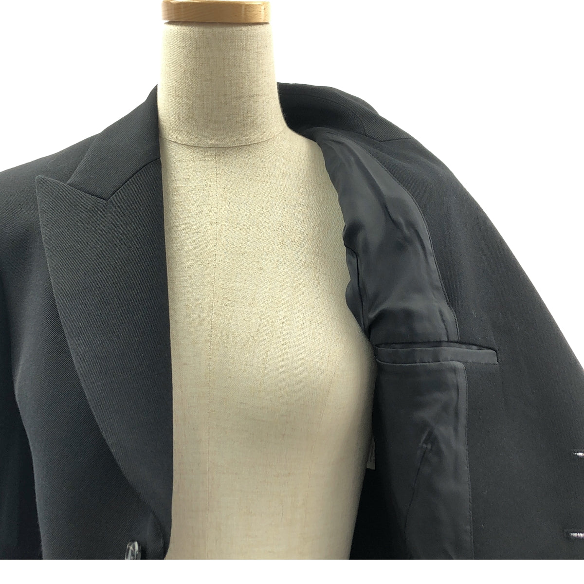 [狀況極佳] COMME des GARÇONS | 2023 秋冬系列 | 不對稱 3D 羊毛單排扣外套 | 附襯 | XS 碼 | 黑色 | 女款