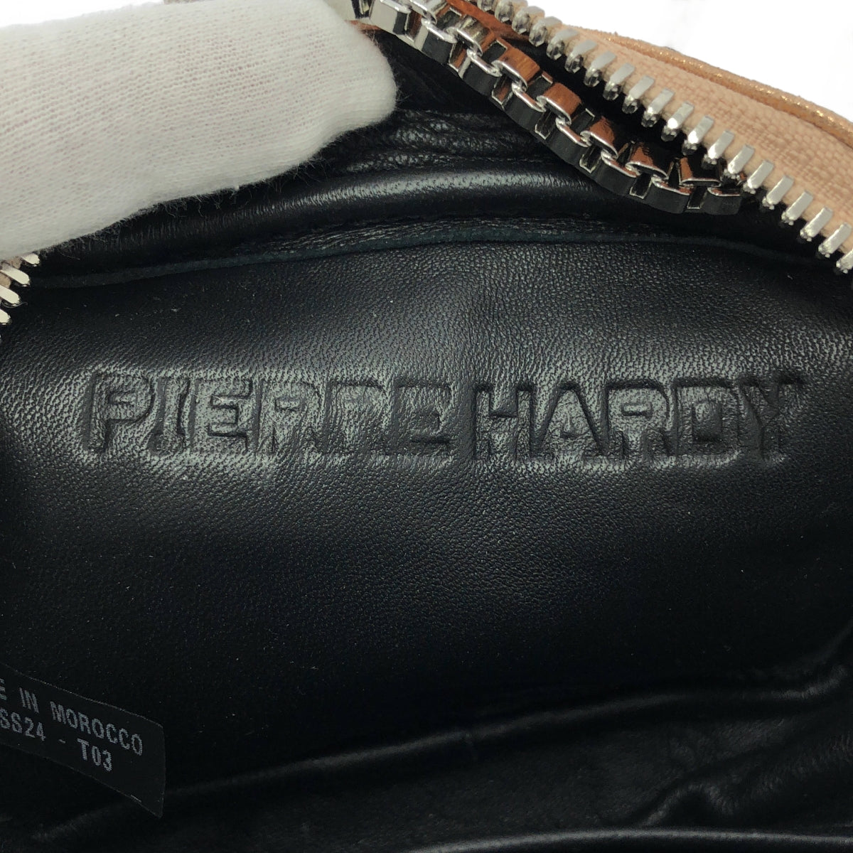 PIERRE HARDY / 피에르 알디 | 2024SS | ALPHA PAD NANO 알파 패드 나노 마이크로 가죽 숄더백 |