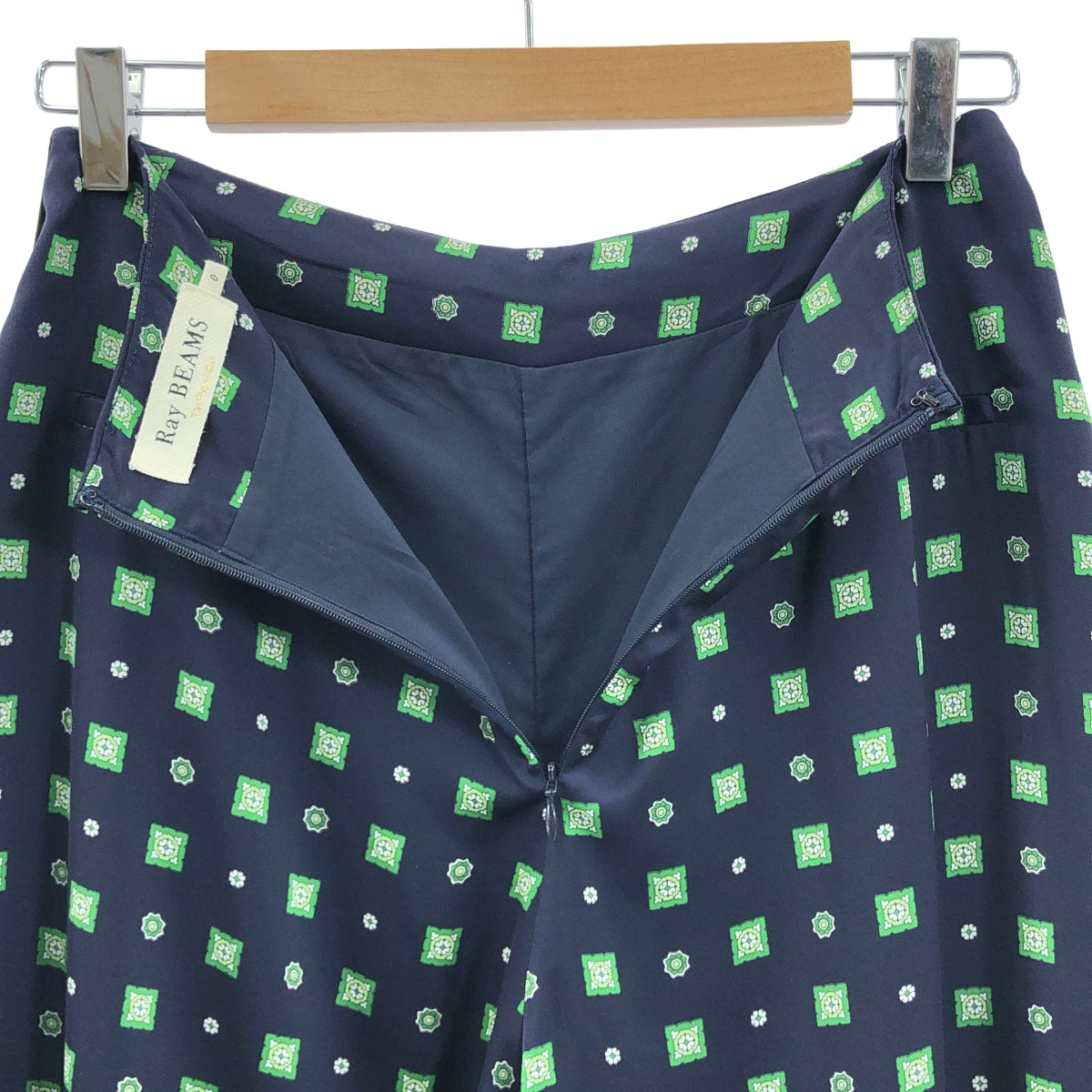 【美品】  Ray BEAMS / レイビームス | 小紋柄 サテン ワイドパンツ | 0 | ネイビー | レディース